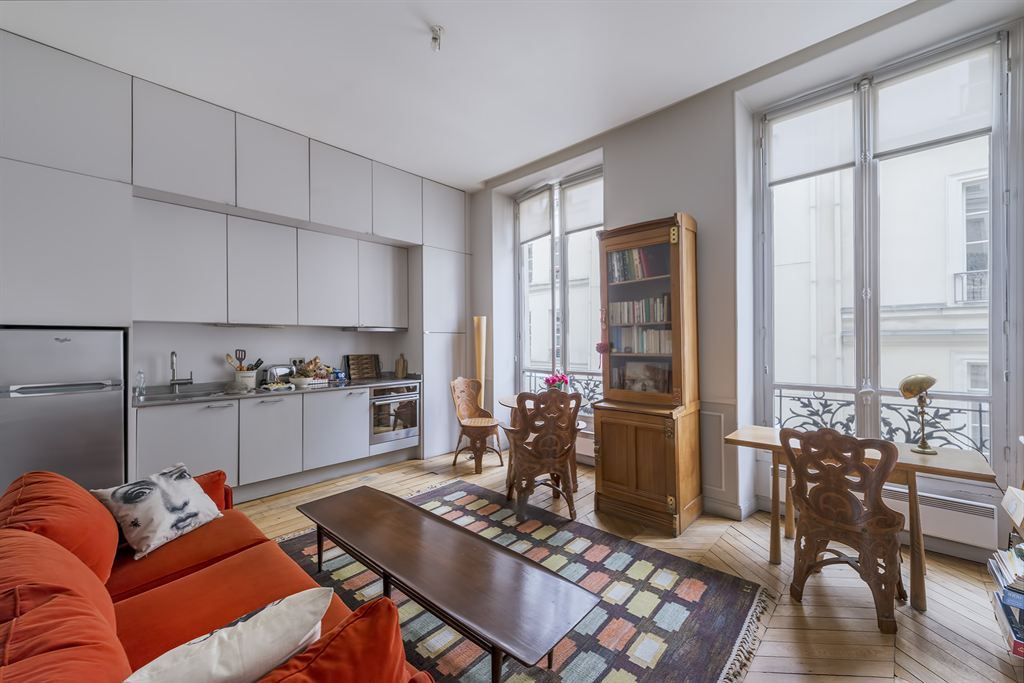 apartment 2 rooms for sale , PARIS (75007)