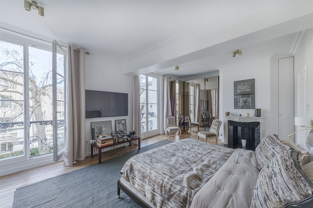apartment 4 rooms for rent , PARIS (75007)