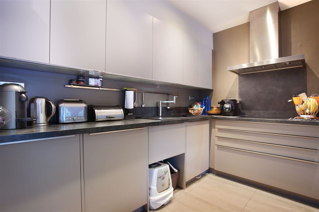 apartment 6 rooms for sale , PARIS (75016)