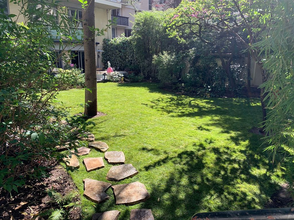 apartment 6 rooms for sale , PARIS (75016)