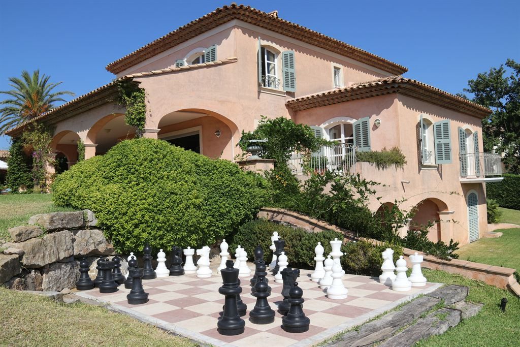 villa 8 pièces en vente à STE MAXIME (83120)