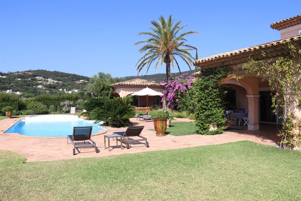 villa 8 pièces en vente à STE MAXIME (83120)