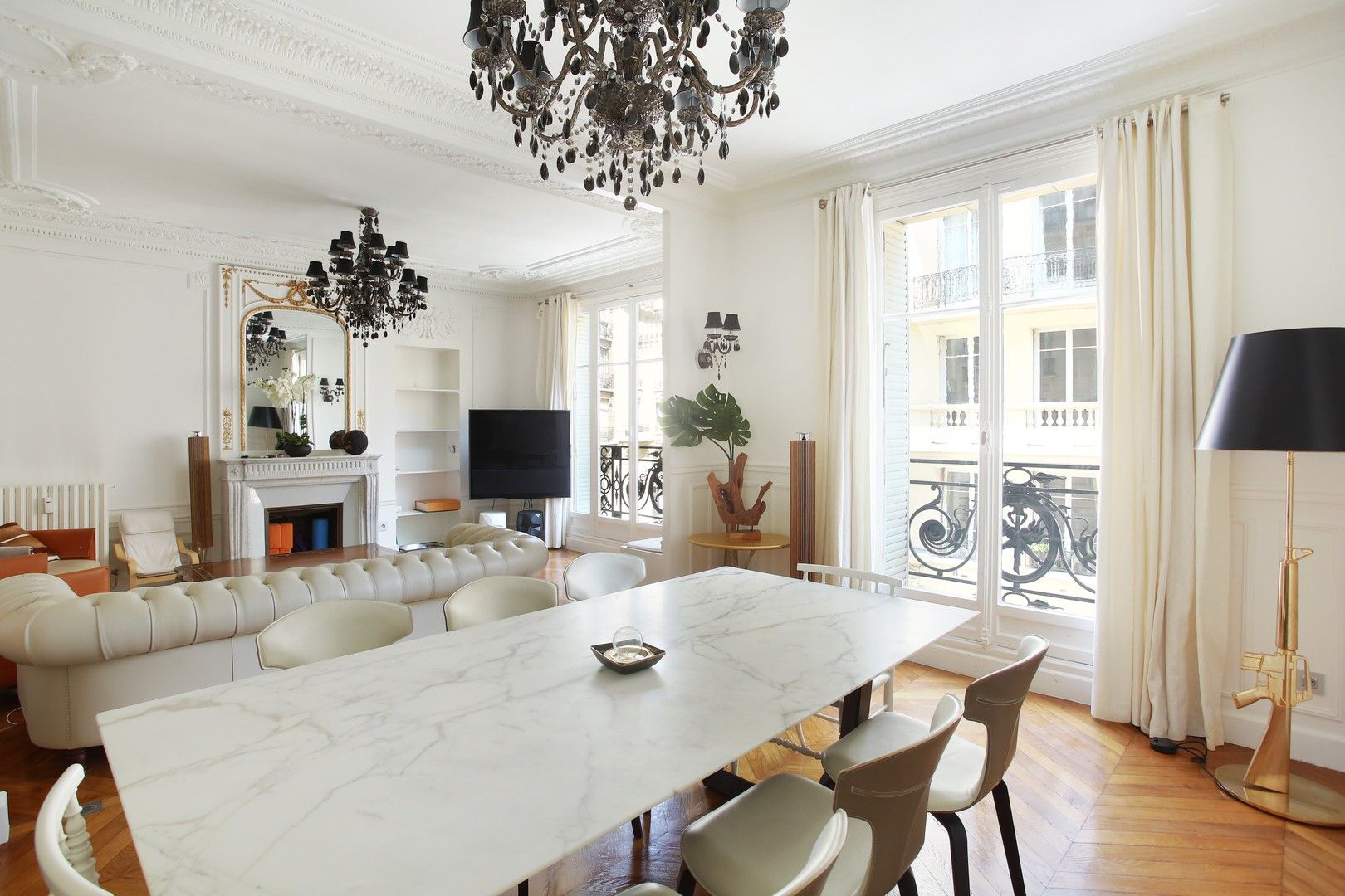 apartment 4 rooms for sale , PARIS (75008)