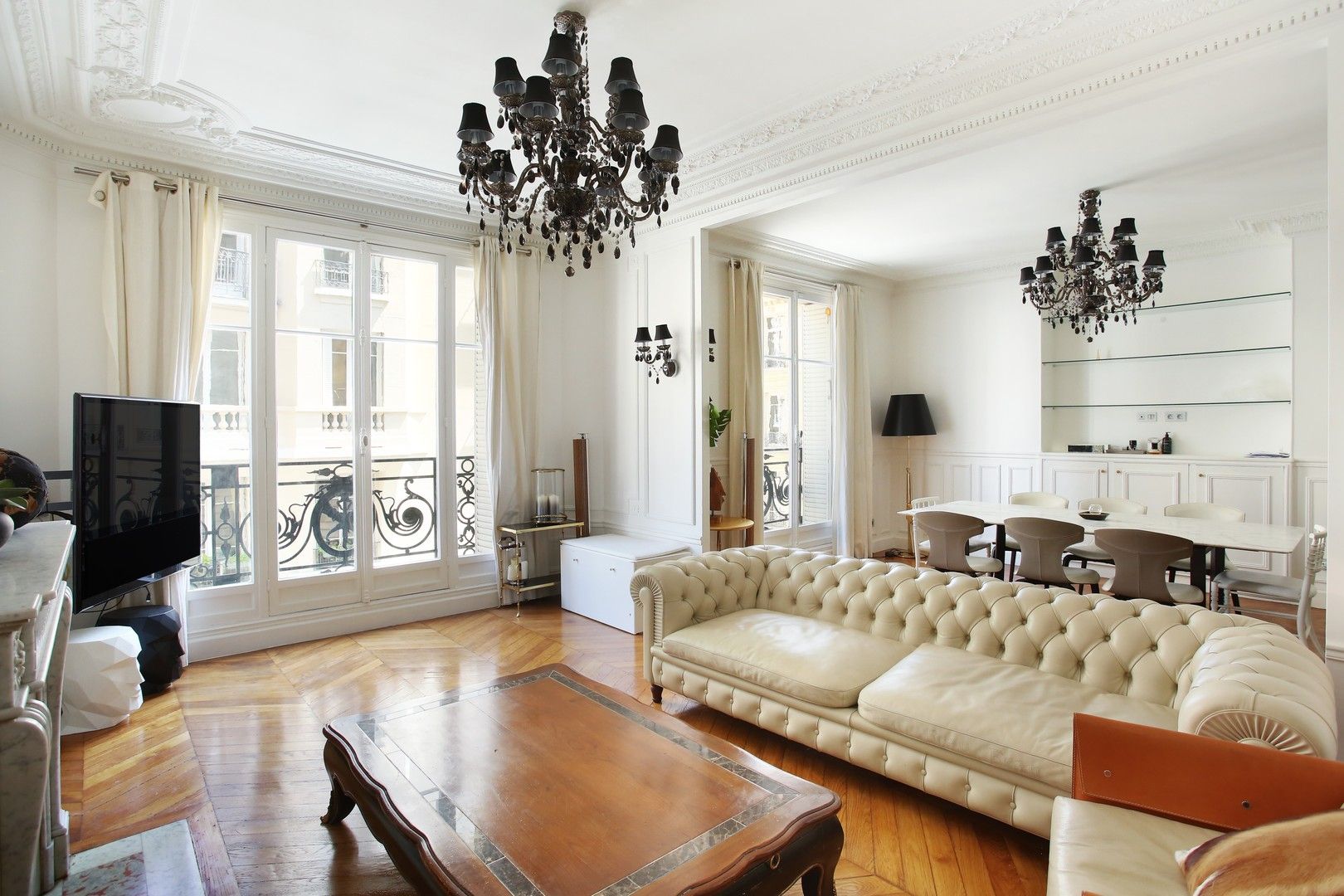 apartment 4 rooms for sale , PARIS (75008)