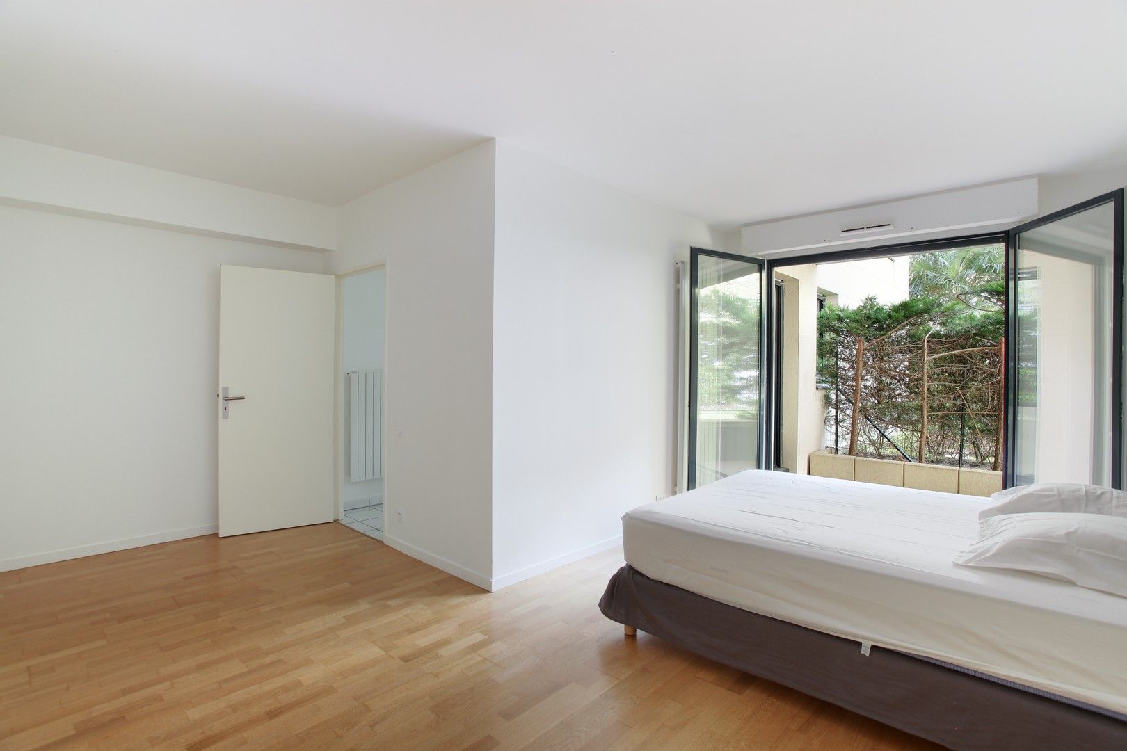 apartment 5 rooms for sale , Courbevoie (92400)