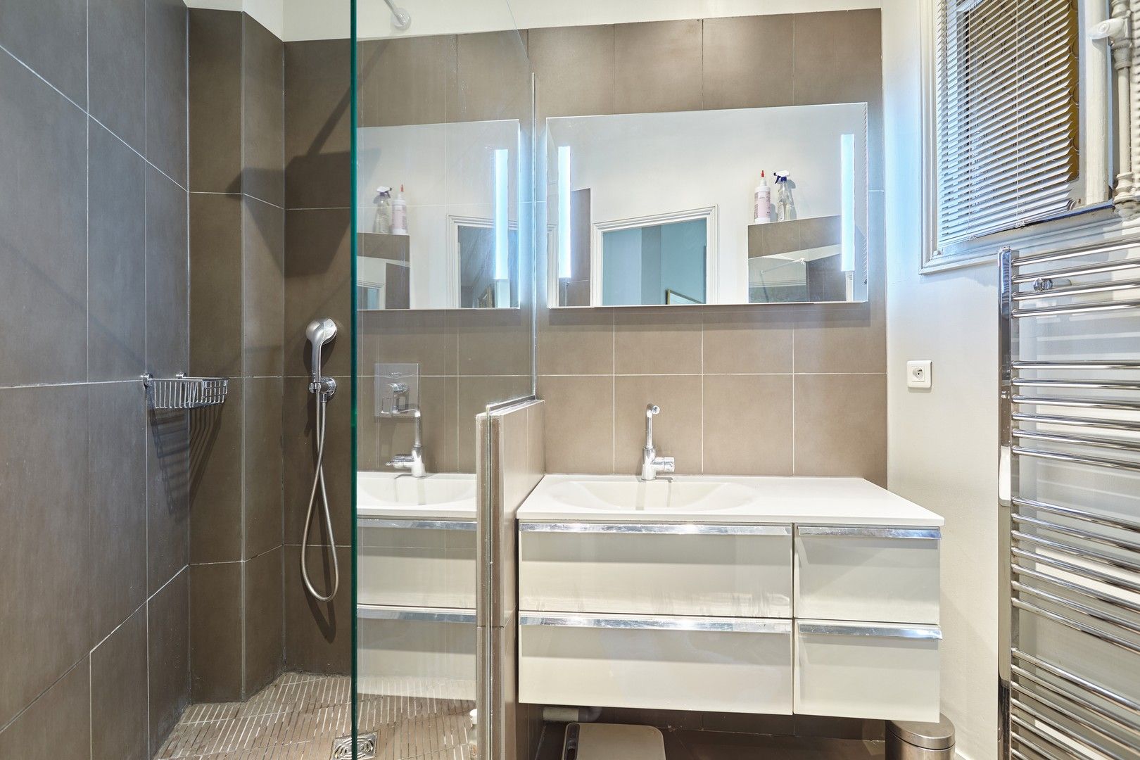 apartment 5 rooms for sale , Paris (75007)