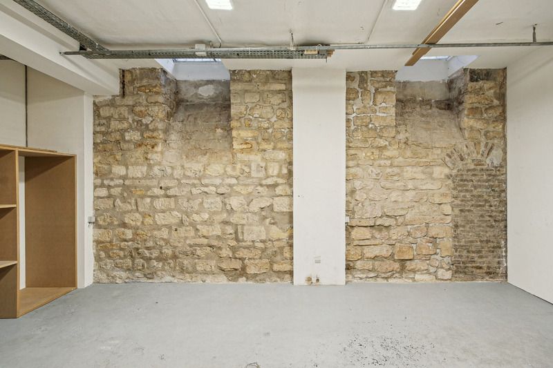 activity premises 3 rooms for sale , Paris (75011)
