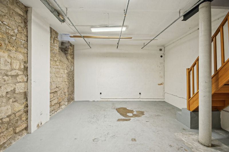 activity premises 3 rooms for sale , Paris (75011)